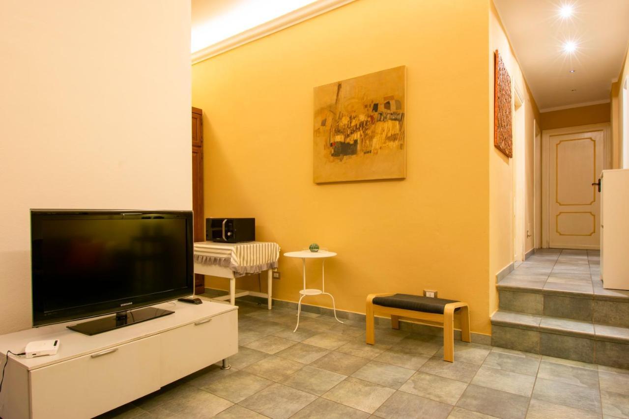 Altido Family Apart For 5 In Central Pisa On Riverside Экстерьер фото